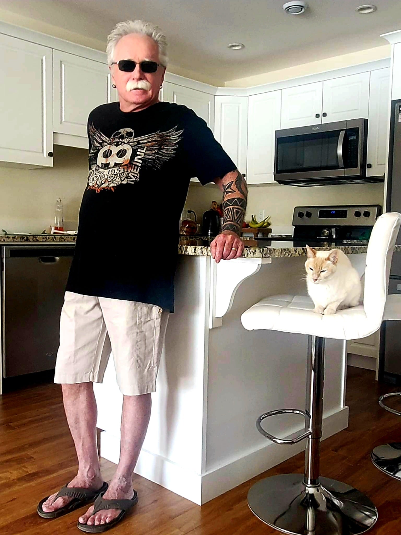 Hemp Cargo Shorts - Naturally Canada