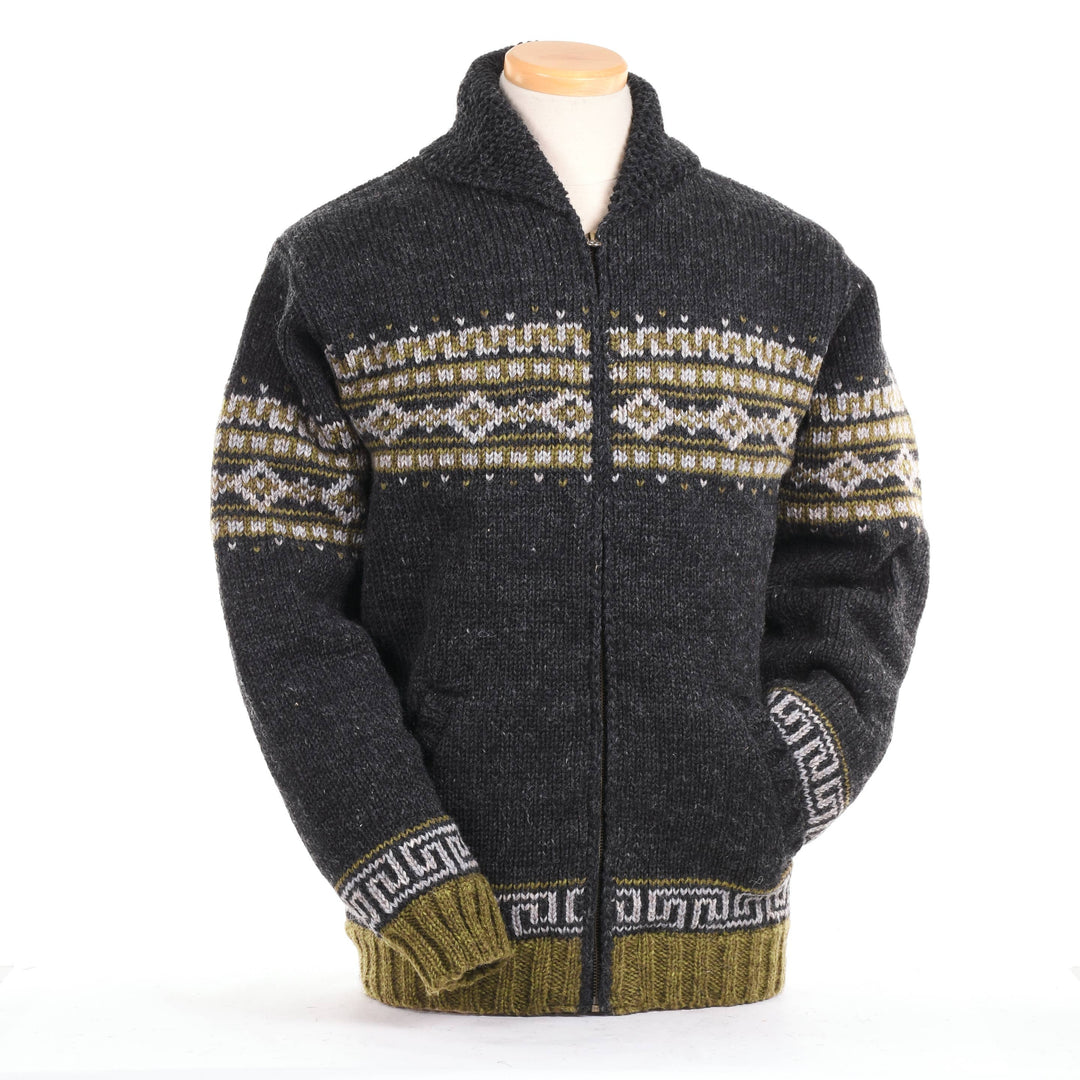 Call of the Wild Wool Sweater – Howling Wolf Design