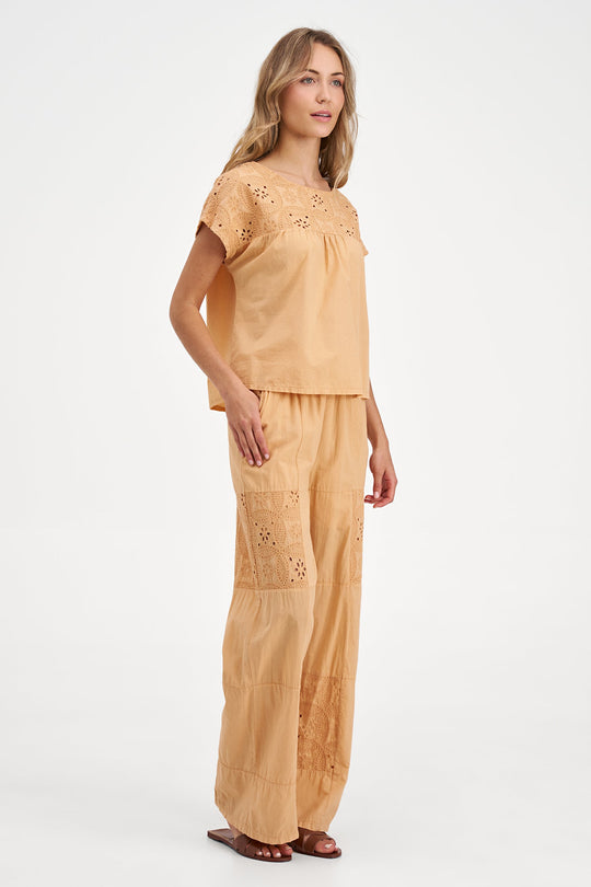 Women's Woven Top