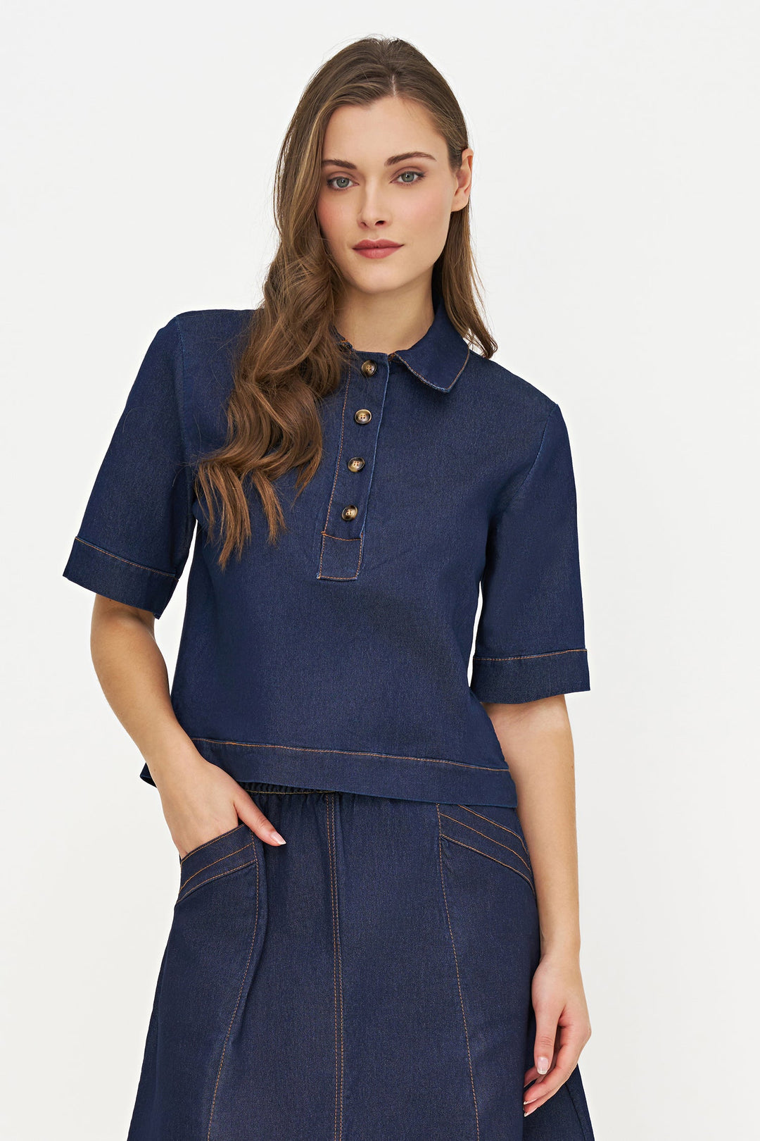 Women's Woven Top in 100% Cotton