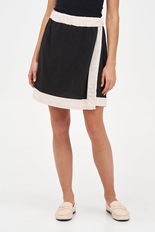 Women's Woven Shorts/Skirt