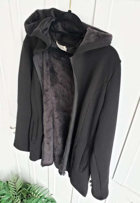 2-in-1 Fleece Baby Carrying Hoodie