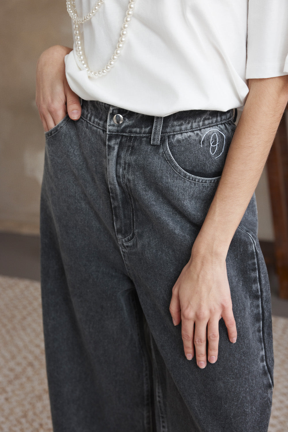 Wide Leg Jeans in Dark Grey Denim