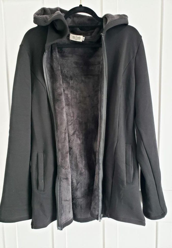 2-in-1 Fleece Baby Carrying Hoodie