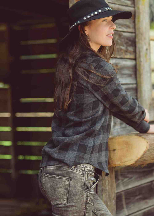 DAKOTA Jacket in Wolf Plaid UNISEX