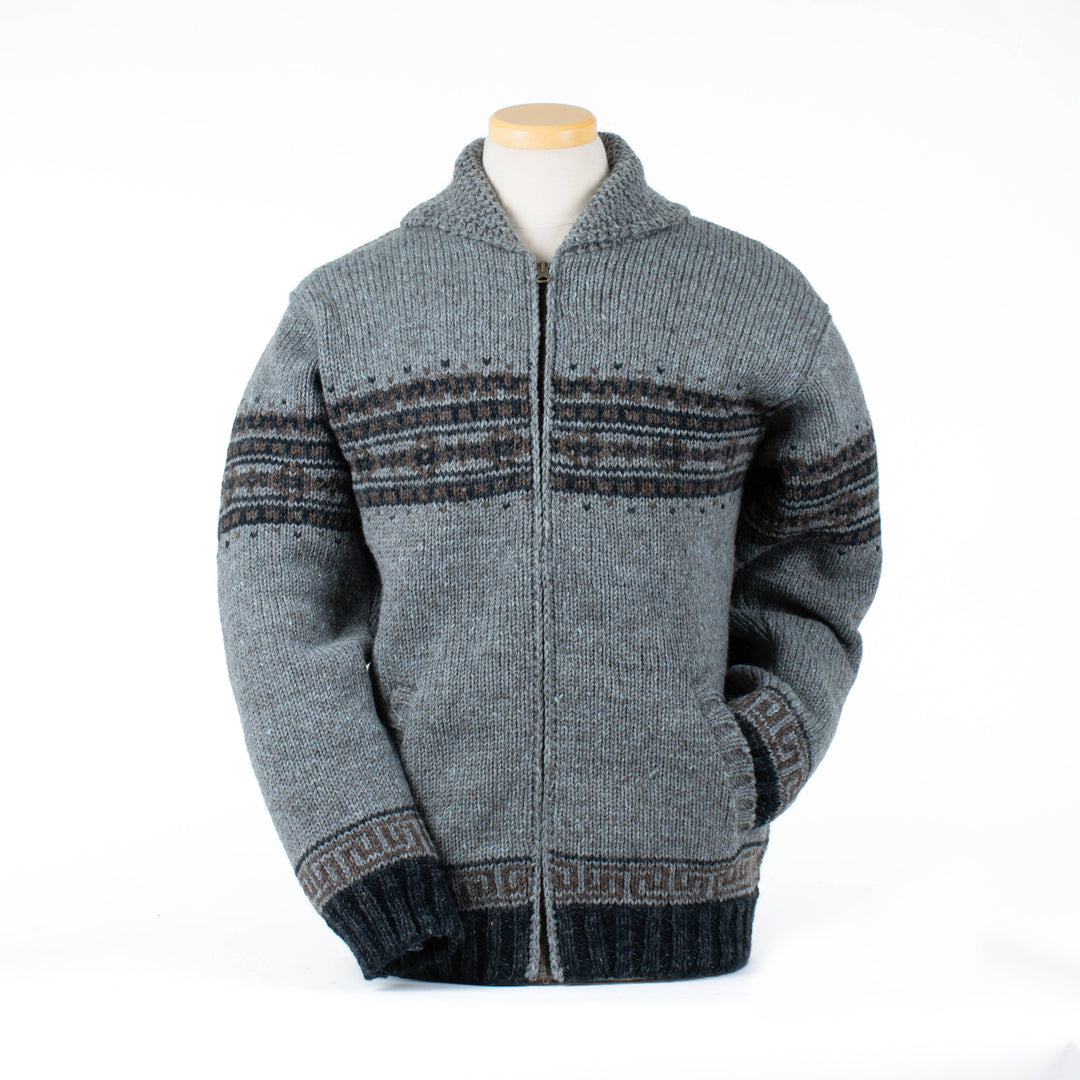 Call of the Wild Wool Sweater – Howling Wolf Design