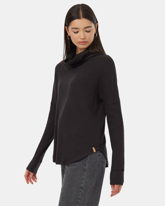 Highwood Turtleneck