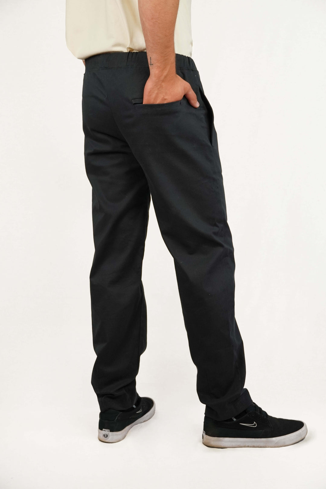 LE PANTALON STYLE «JOGGER» PANT