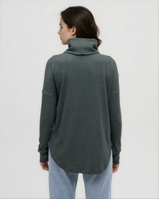 Highwood Turtleneck