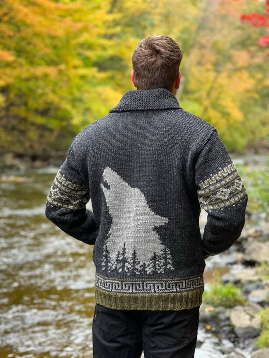Call of the Wild Wool Sweater – Howling Wolf Design