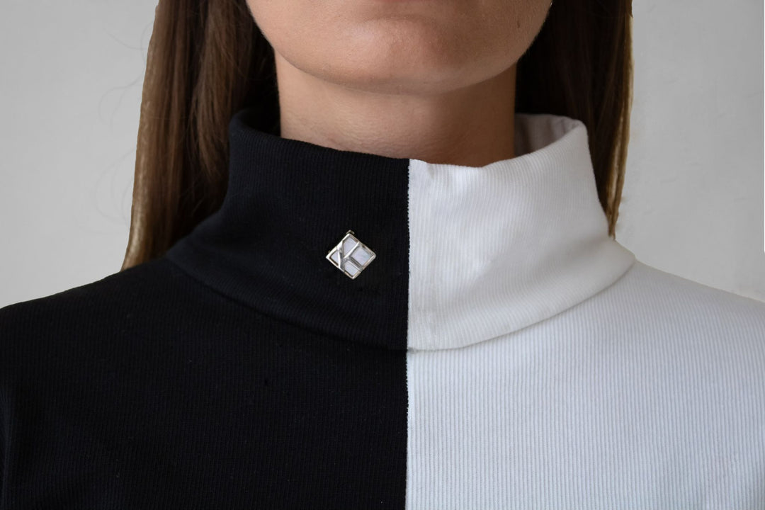Yin Yang Turtleneck in Ribbed - Organic Cotton with Natural Stone Button
