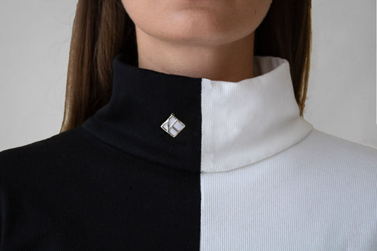 Yin Yang Turtleneck in Ribbed - Organic Cotton with Natural Stone Button