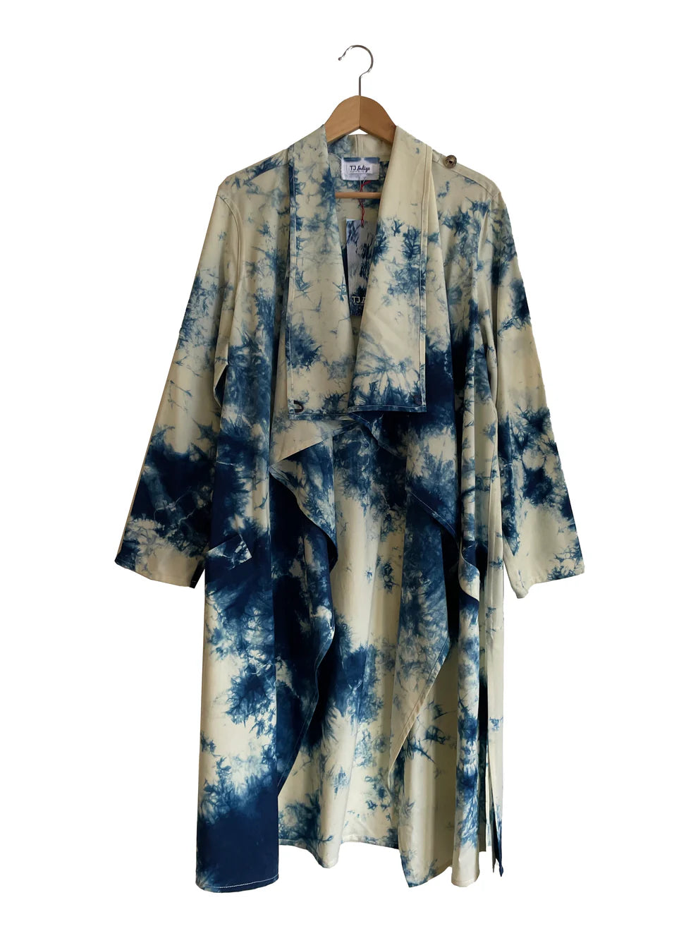 Manteau cascade en laine crème et indigo avec touches d'indigo bio